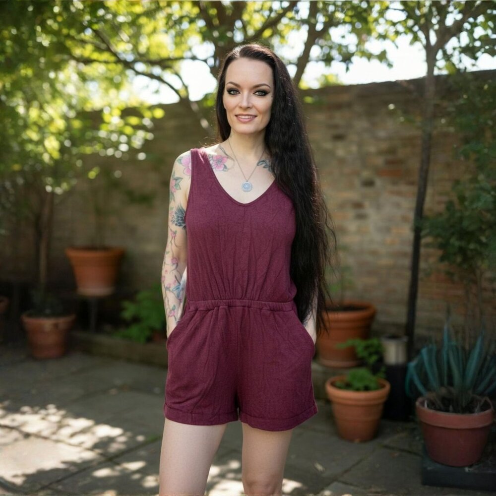 Staring At Stars ✦ Maroon Sleeveless Romper ✦ Pockets Elastic Waist XS